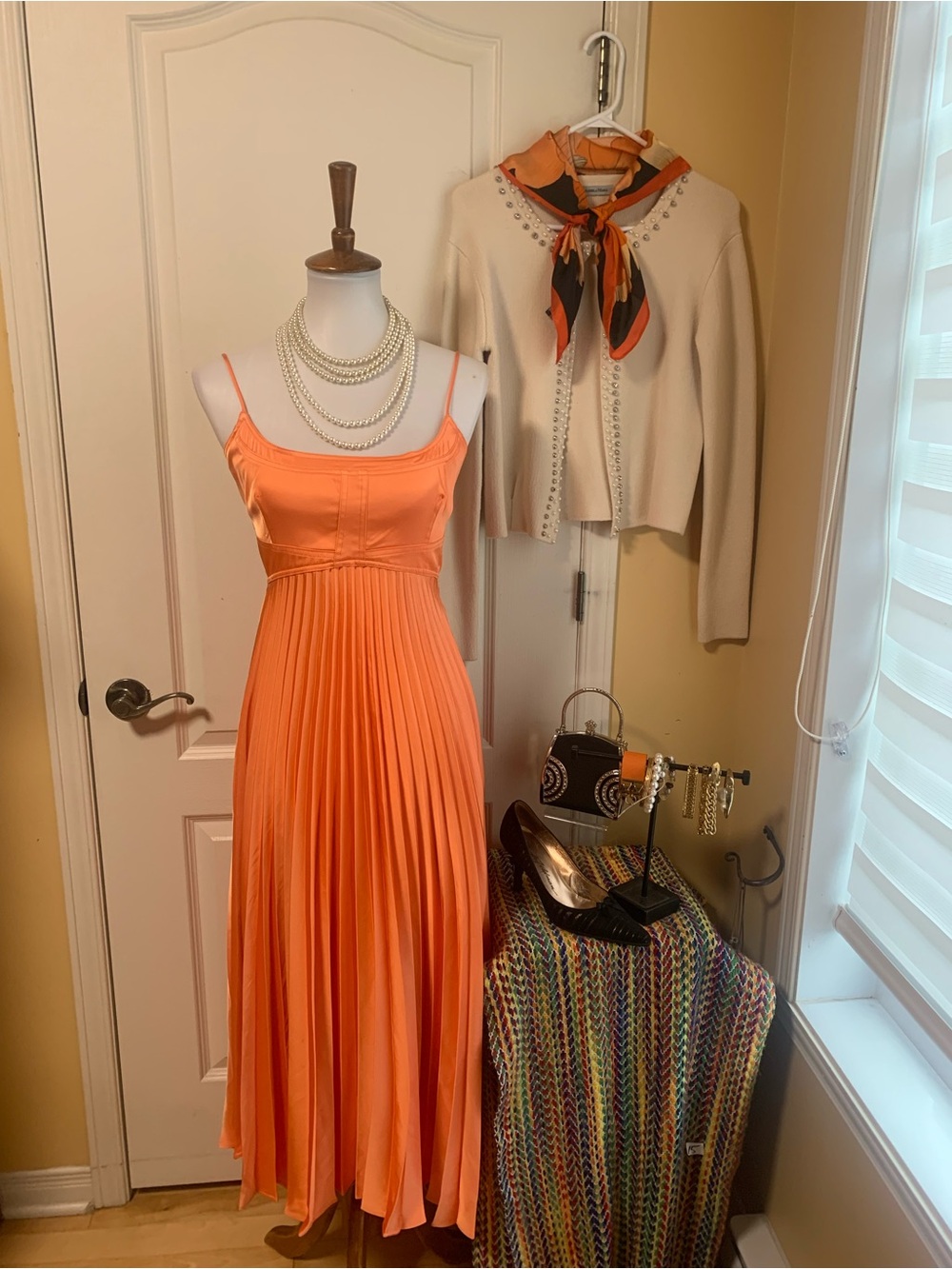 House of Harlow 1960 pleated orange midi cocktail dress